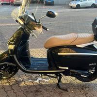 Scuter KEEWAY ISKIA 125