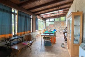 Vila singola con due appartamenti autonomi