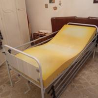letto ospedaliero 