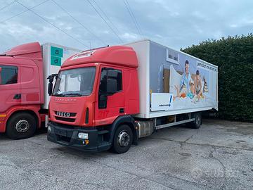 Iveco Eurocargo 120E22 furgonato per mobili