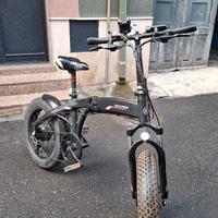 E-Bike Fat Bike MACROM Cortina 2.0 – Pieghevole –