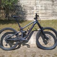 TREK SLASH 9.8 