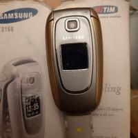 TELEFONINO SAMSUNG CON SPORTELLINO