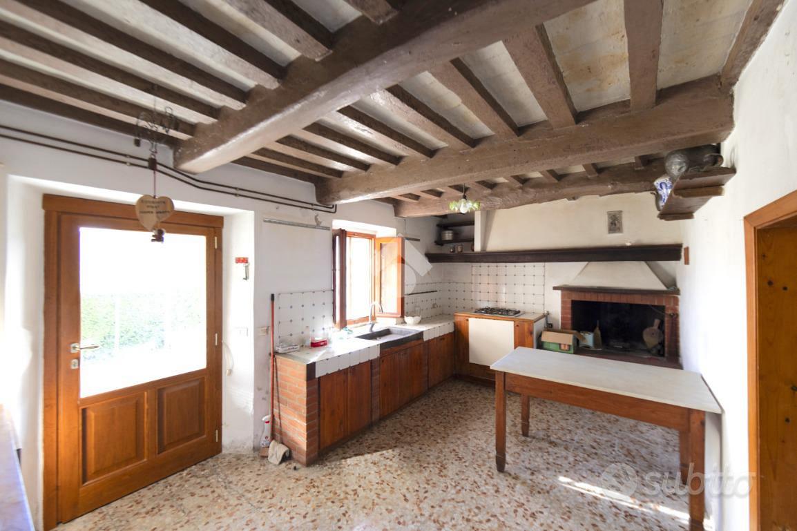 CASA INDIPENDENTE A PISTOIA