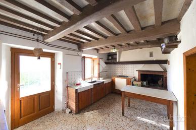 CASA INDIPENDENTE A PISTOIA