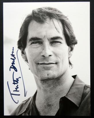 Timothy Dalton (007) Autografo Originale su Foto
