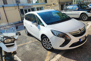 Zafira tourer 1.6 metano N1