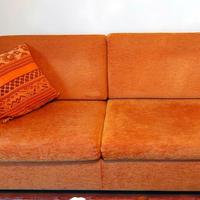 Divano 2 posti  In tessuto a trama sottile arancio
