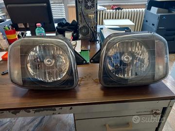 coppia fanali anteriori Suzuki jimmi 97 al 2015