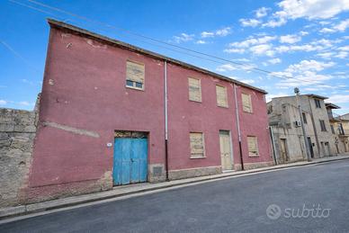 Casa Indipendente con Cortile nel Centro Storico