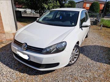 VOLKSWAGEN GOLF 1.6 TDI DPF Trendline
