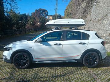 Fiat Tipo Cross Garmin 1.6 Multijet 130cv