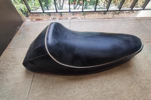 Sella Vespa 50 Piaggio originale e conservata