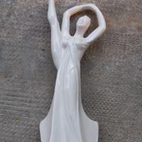statuina francese di danzatrice,prima metà del'900