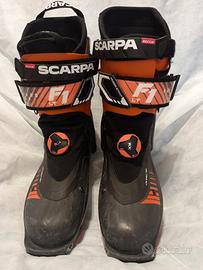 scarponi sci alpinismo 