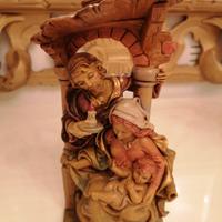 presepe Maria  Giuseppe e Gesù bambino