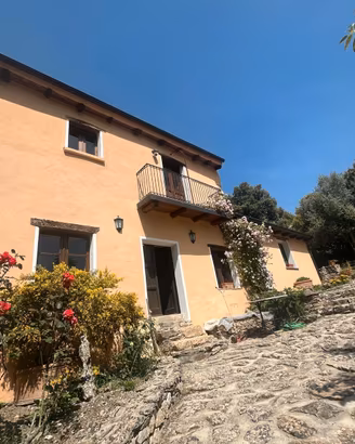 Casa indipendente Sadali