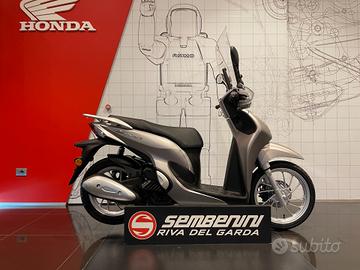 Honda SH Mode 125 Silver
