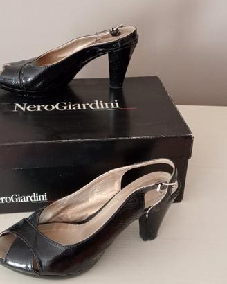 scarpe décolleté aperte in punta e al tallone