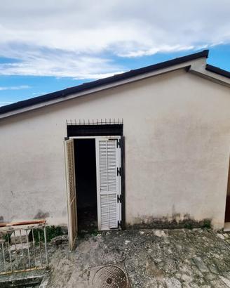 Due unità immobiliari in zona centrale