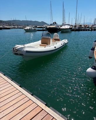 Gommone Motonautica Vesuviana 770- Suzuki 250