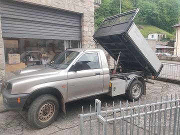 Mitsubishi l200 cassone ribaltabile