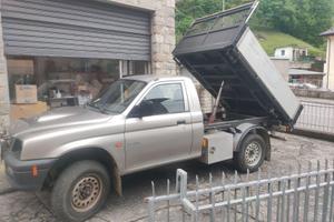 Mitsubishi l200 cassone ribaltabile