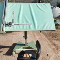 tavolo da geometra e taglierina