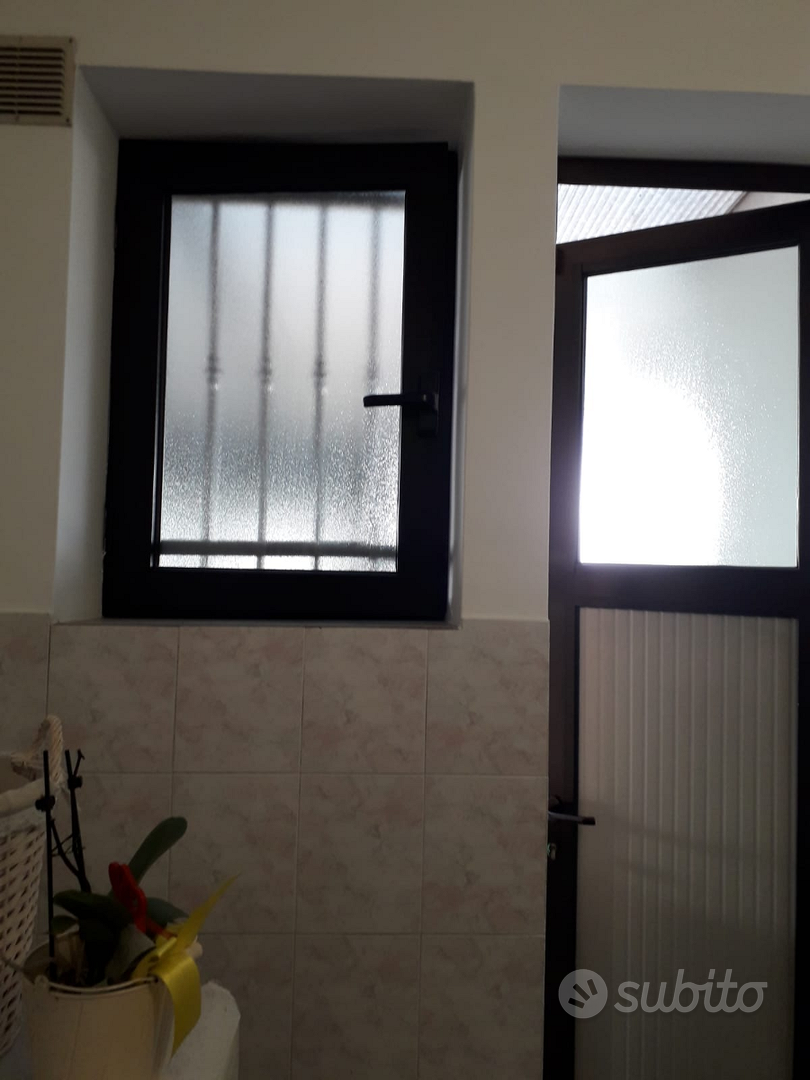 Porta e finestra - Arredamento e Casalinghi In vendita a Treviso