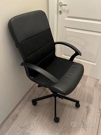 Sedia girevole IKEA nera