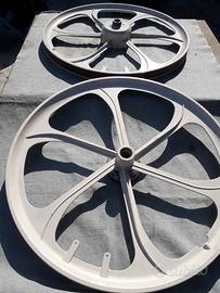 ruote in alluminio per costruire seghe  a nastro 