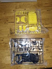 Modello Tamiya 24200 1/24 Volkswagen New Beetle Ki