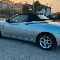 Alfa romeo spider 916