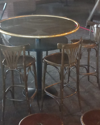 Arredamento per trattoria enoteche pub