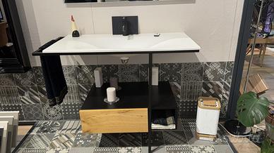 Mobile da bagno Kerasan e specchio