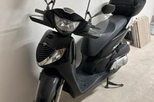 Honda sh150