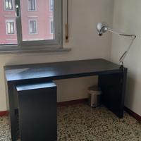 SCRIVANIA MALM (IKEA) + LAMPADA E CESTINO