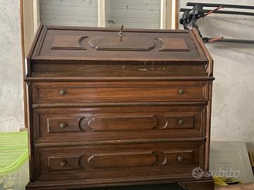 Cassettiera con ribaltina