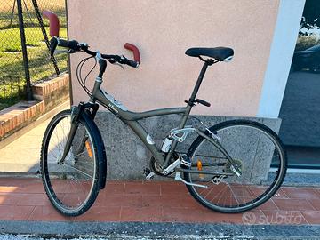 Mountain bike dechatlon ruote 26