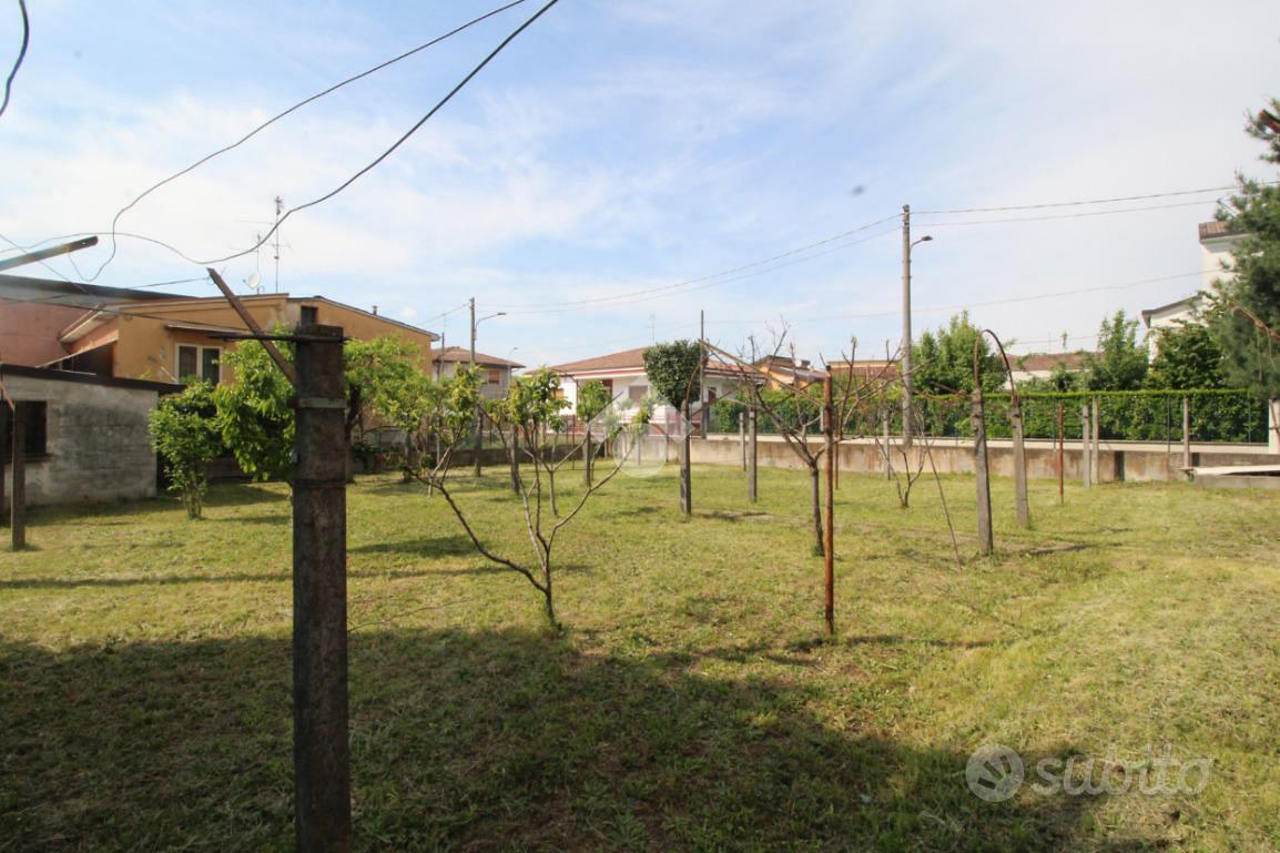 TER. RESIDENZIALE A MANERBIO - Altro