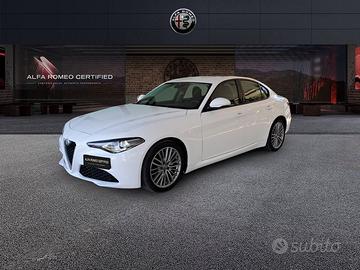 Alfa Romeo Giulia 2.2 Turbo AT8 160CV Business