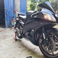 Yamaha R6