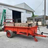 Spandiletame per vigneto o frutteto trazionato