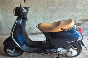 Piaggio Vespa 150 LX
