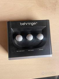 Scheda audio Behringer