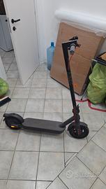 Monopattino Xiamo 4 
