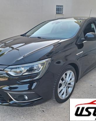 Renault Mégane 1.5 dCi 110 CV BERLINA "NAVI"