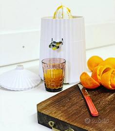 Spremiagrumi Alessi Plisse’ Bianco