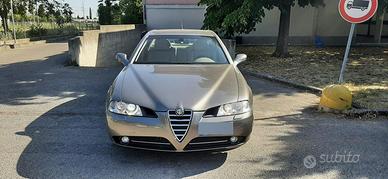 Alfa Romeo 166