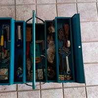 Cassetta attrezzi completa di tutto 